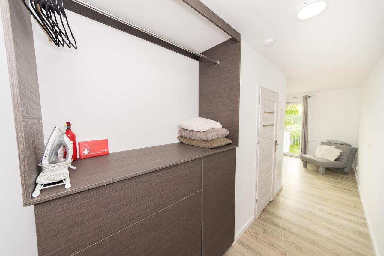 Cosy Studio With Private Garage P4You Pl Apartamento Cracovia Exterior foto
